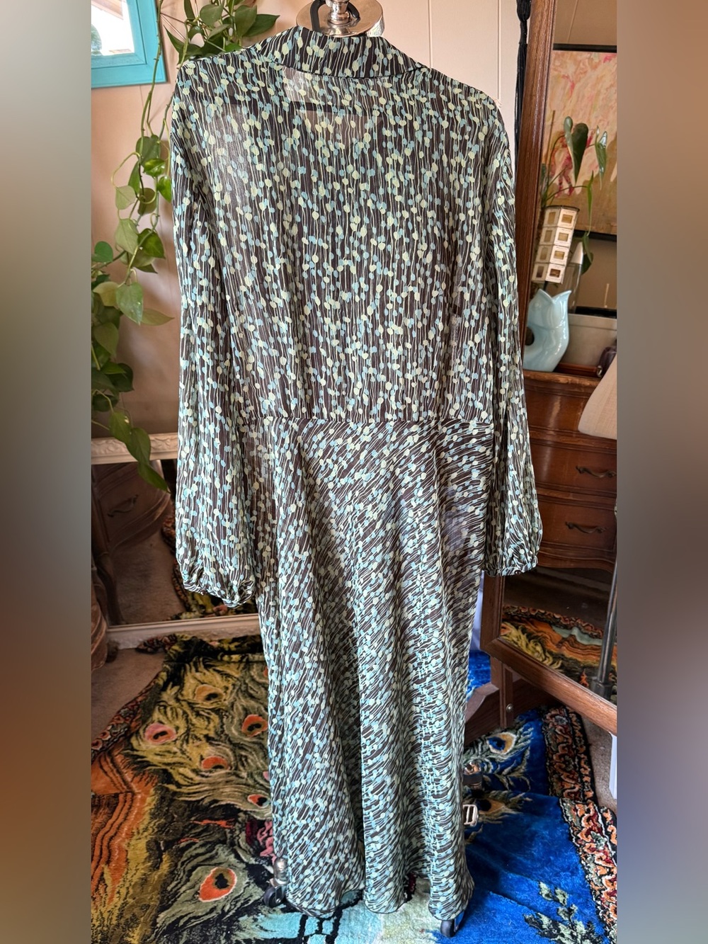 Emma James Mint and Black Long-Sleeve Geometric Patterned Midi Dress, size 14 - Picture 11 of 11